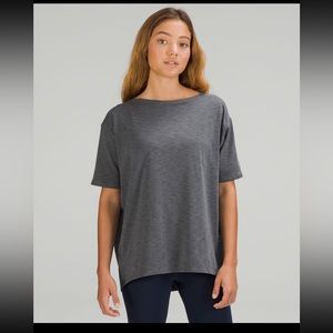 Woman lululemon back in action t-shirt